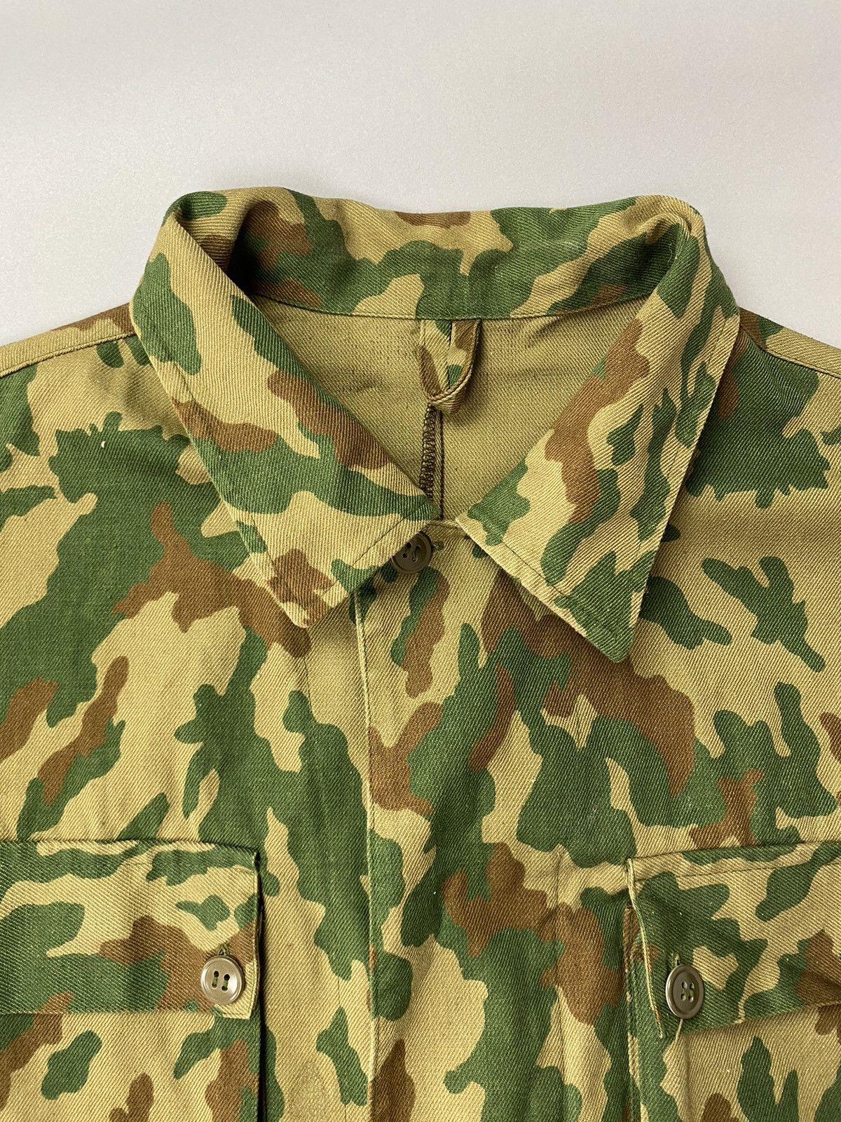 Japanese Brand × Vintage Vintage Military Camouflage Combat Jacket – Oversized Fit Size US L / EU 52-54 / 3 - 3 Thumbnail