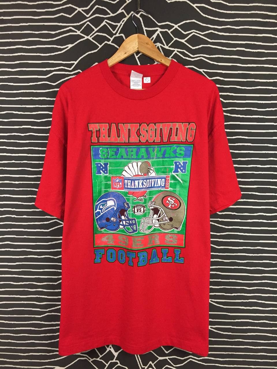 NFL NFL Seattle Seahawks San Francisco 49ers Thanks Giving Tee Size US XXL / EU 58 / 5 - 2 Thumbnail