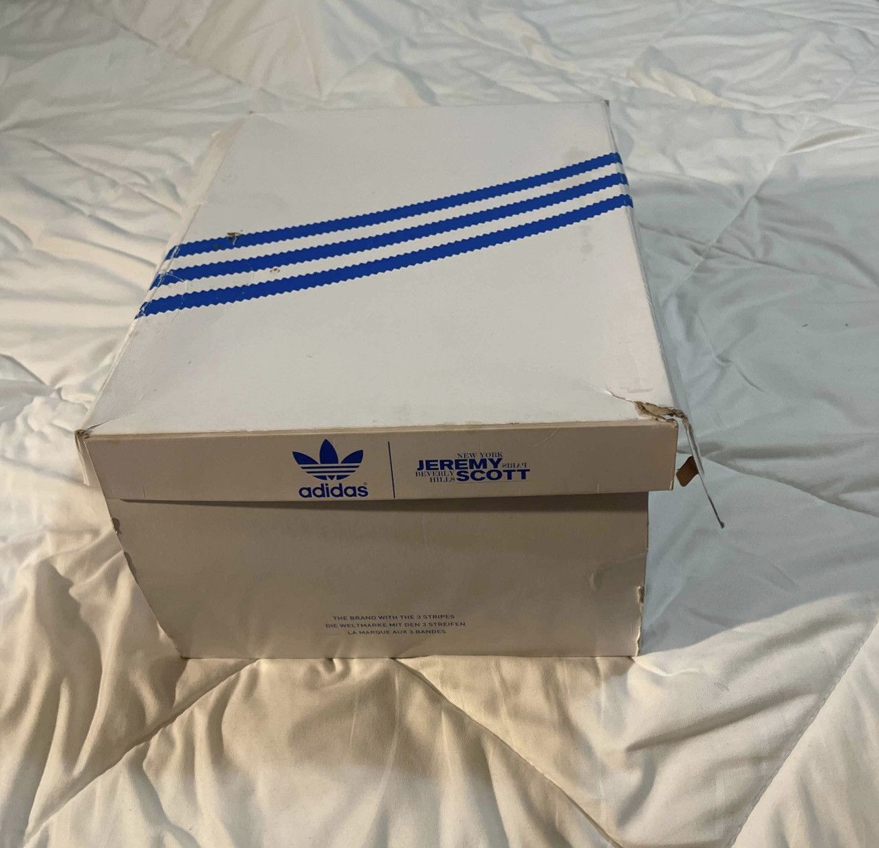 Adidas Adidas Jeremy Scott Foil Wings Size US 11 / EU 44 - 10 Thumbnail