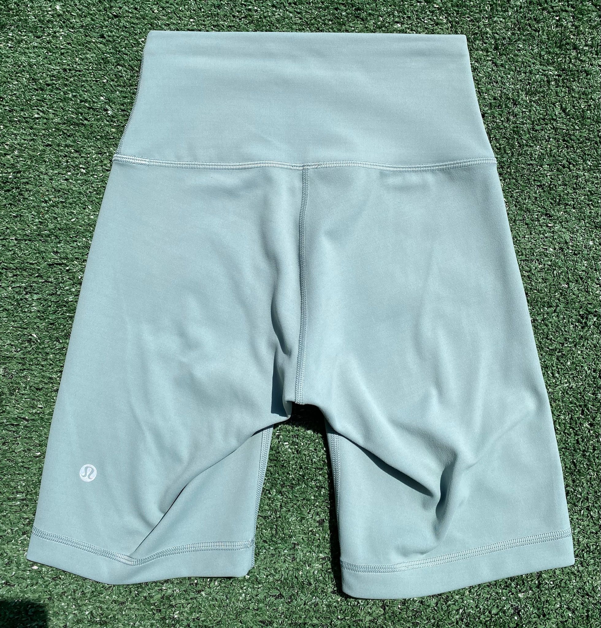 Lululemon Lululemon Wunder Train High-Rise Biker Shorts Misty Glade 4 Size 25" / US 0 / IT 36 - 1 Thumbnail