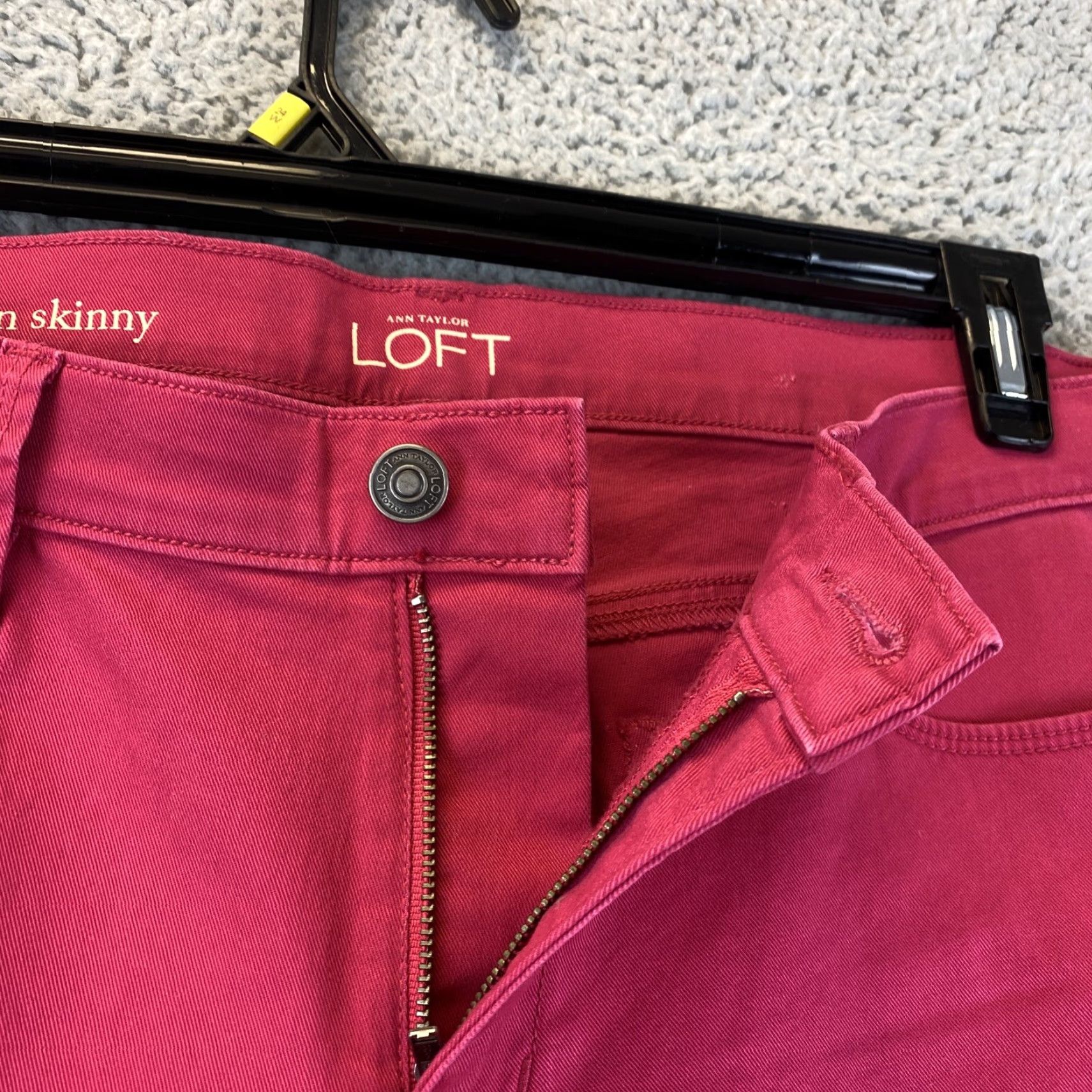 Ann Taylor Ann Taylor Loft Jeans Women Sz 32/14 Modern Straight Fit Stretch Denim Hot Pink 90s Style Size 24" / US 00 / IT 34 - 3 Thumbnail