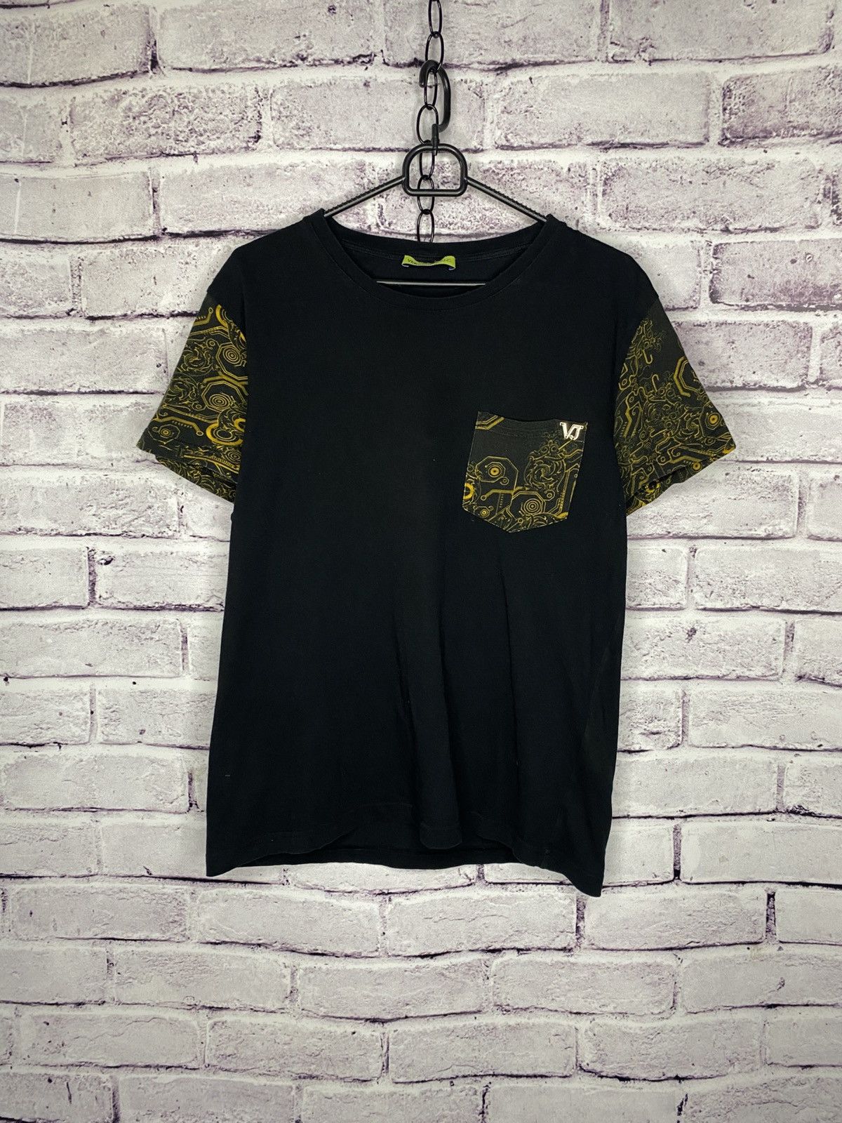 Versace Mens Versace Jeans Luxury T-Shit Multi-Printed Sleeves Size US S / EU 44-46 / 1 - 1 Thumbnail