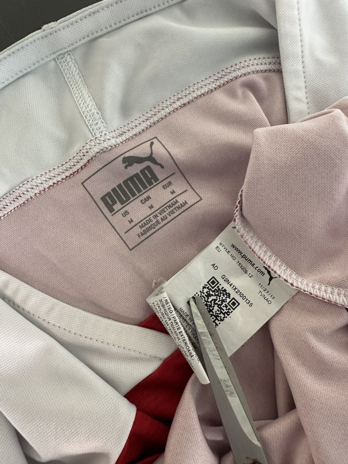 Nike Puma Arsenal 2018/19 Home Jersey Size US M / EU 48-50 / 2 - 6 Thumbnail