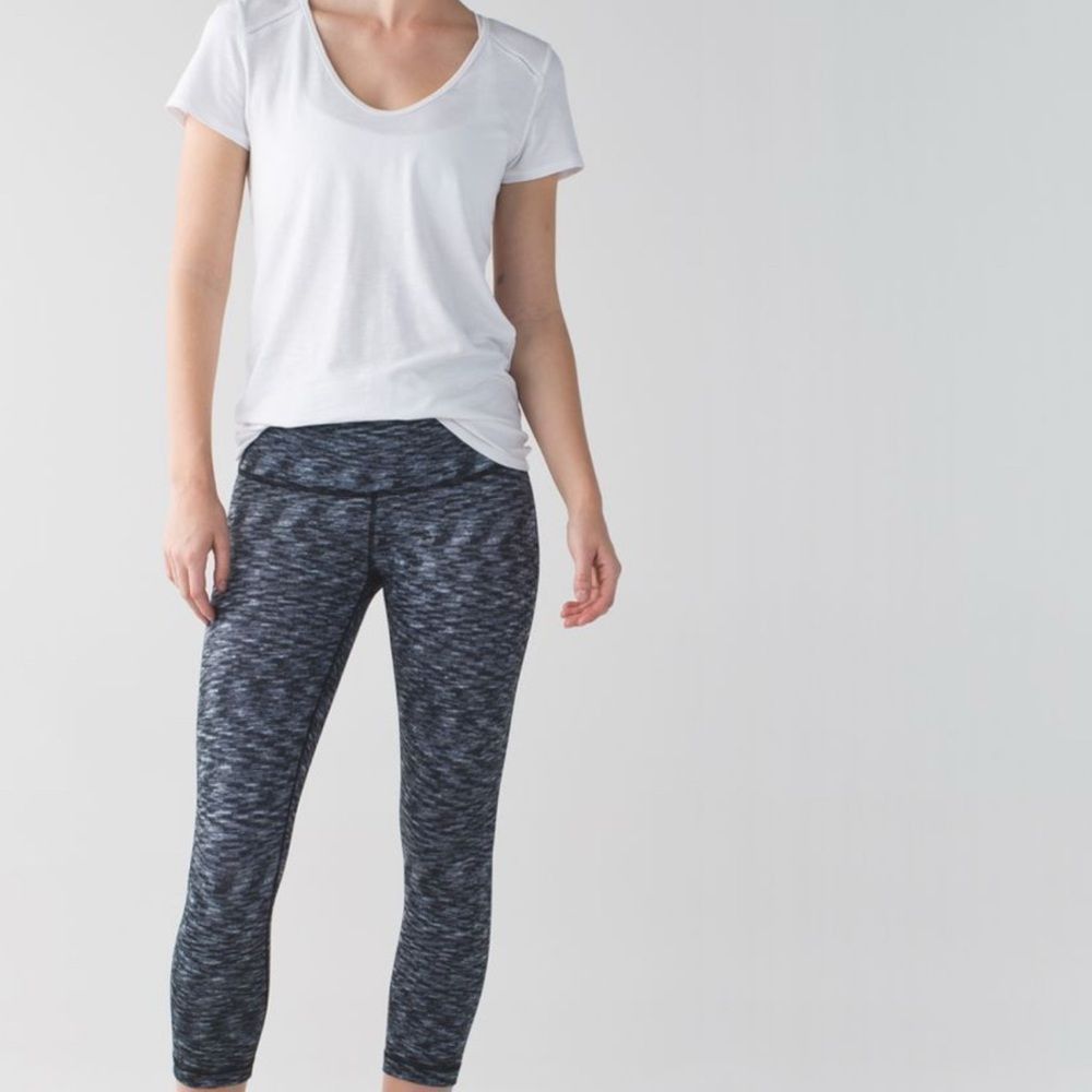 Lululemon Lululemon Athletica Black Leggings with Wide Waistband Size 27" / US 4 / IT 40 - 1 Thumbnail
