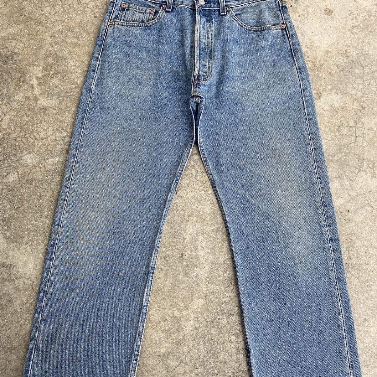 Levi's Size 33x30 Vintage Levis 501 Faded Stonewashed Blue Jeans Size US 33 - 4 Thumbnail