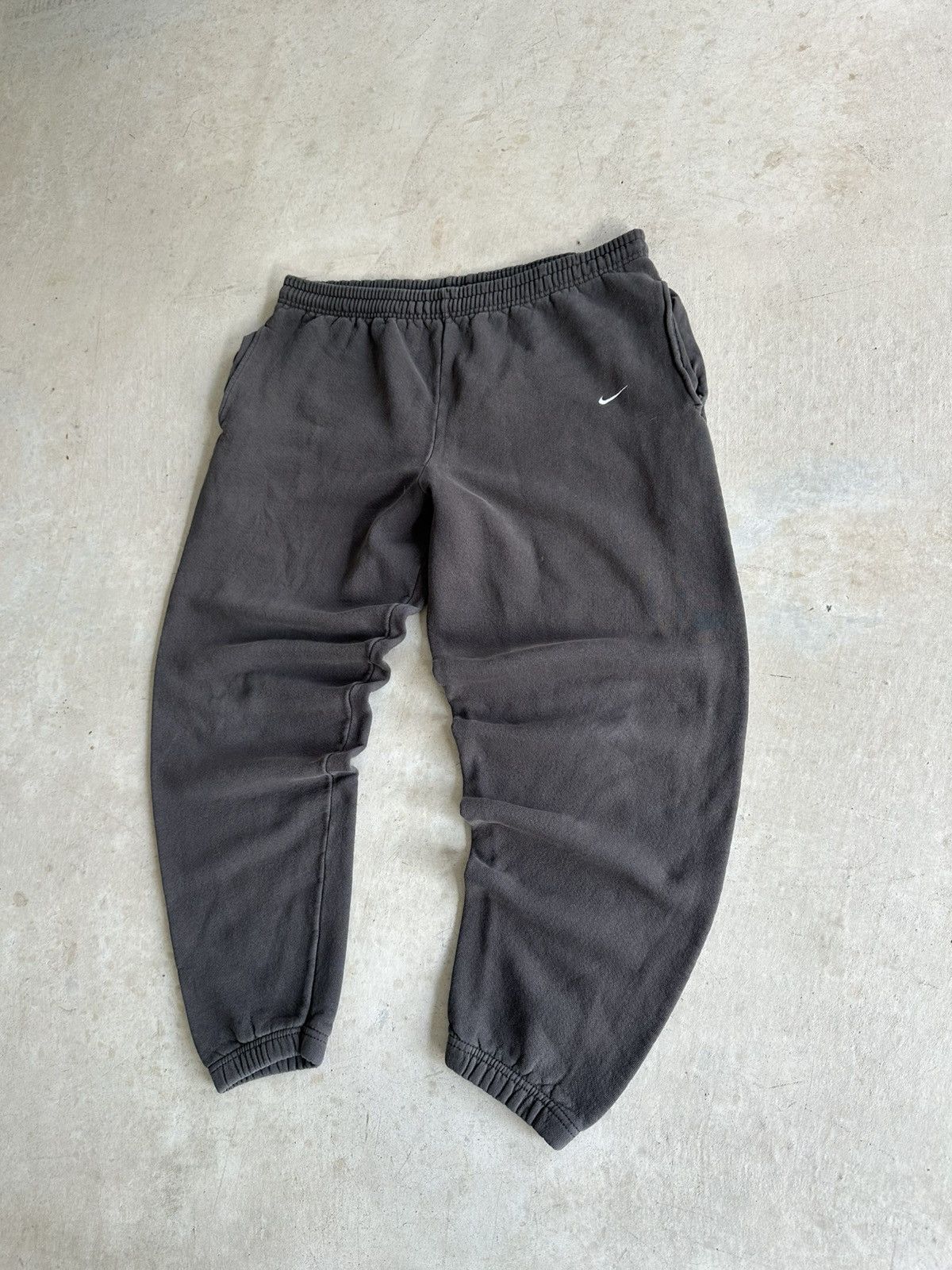 Other Vintage Nike Sweatpants Size US 34 / EU 50 - 2 Thumbnail