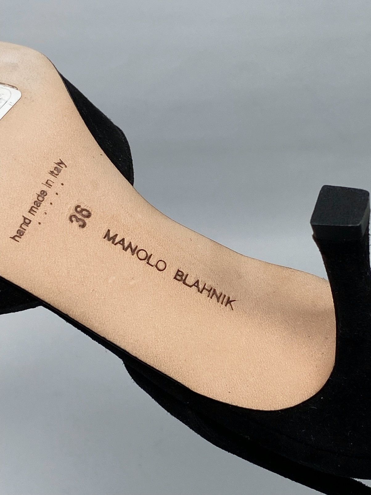 Manolo Blahnik Manolo Blahnik Maysli Suede Buckle Slingback Pumps size 36 Size US 6 / IT 36 - 13 Thumbnail