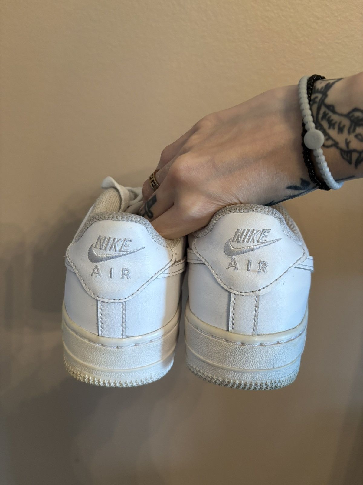 Nike Nike Air Force 1 LE GS 'Triple White' Size US 5 / EU 37 - 4 Thumbnail