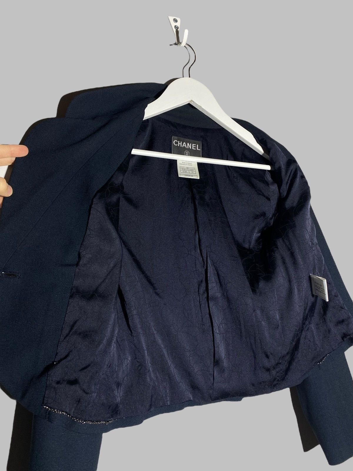 Chanel Chanel Navy Blue Blazer Embellished Rhinestone Button Jacket Size XS / US 0-2 / IT 36-38 - 15 Thumbnail