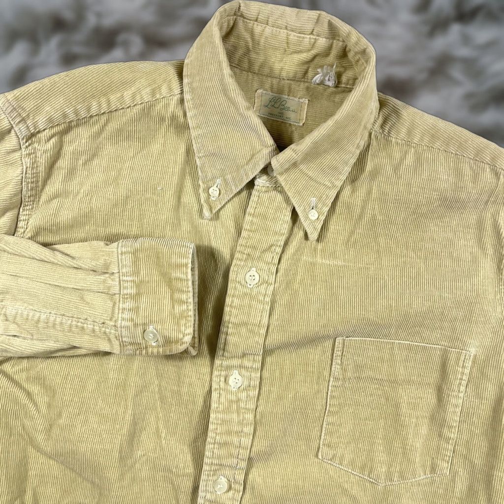 VINTAGE LL Bean Corduroy Shirt Mens M/L Beige Button-Up USA Hunting Script Shirt