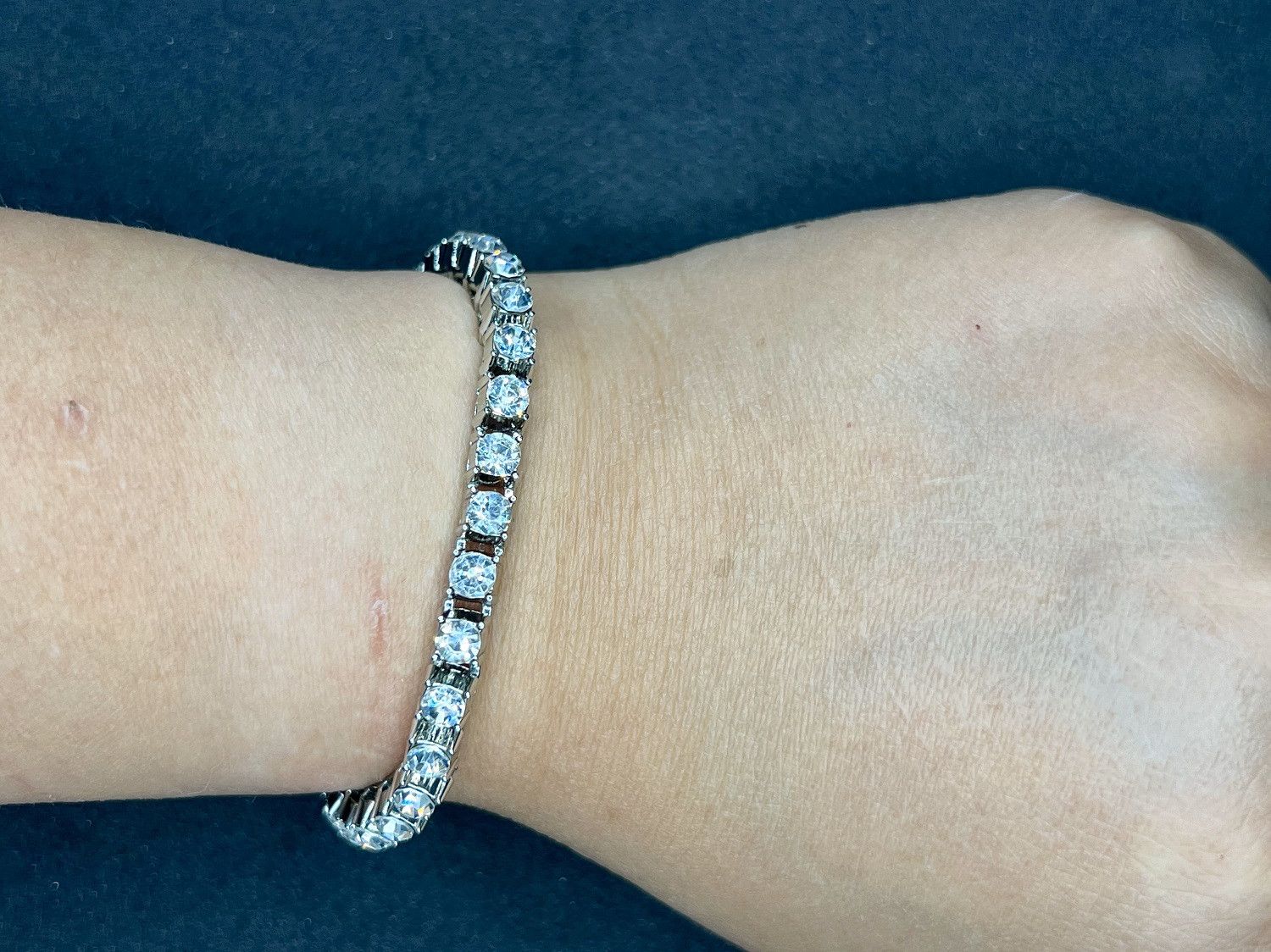 Designer Clear Czs Tennis Chain Bracelet Size ONE SIZE - 4 Thumbnail