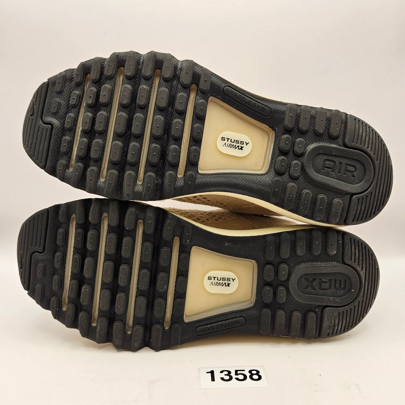 Nike NIKE X STUSSY AIRMAX 2013 "FOSSIL" MEN'S 6 DM6447-200 UNISEX Size US 6 / EU 39 - 6 Thumbnail
