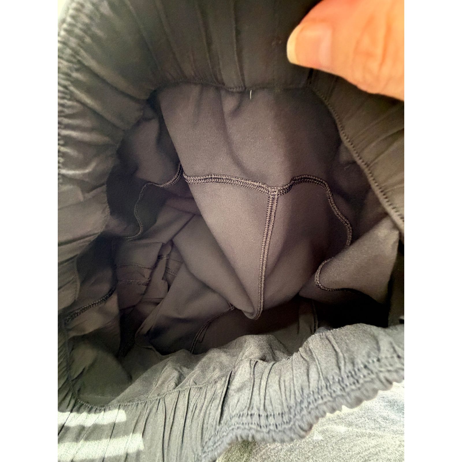 Lululemon Lululemon On The Fly Jogger Black Drawstring Cuffed Pants 2 Size 26" / US 2 / IT 38 - 10 Thumbnail