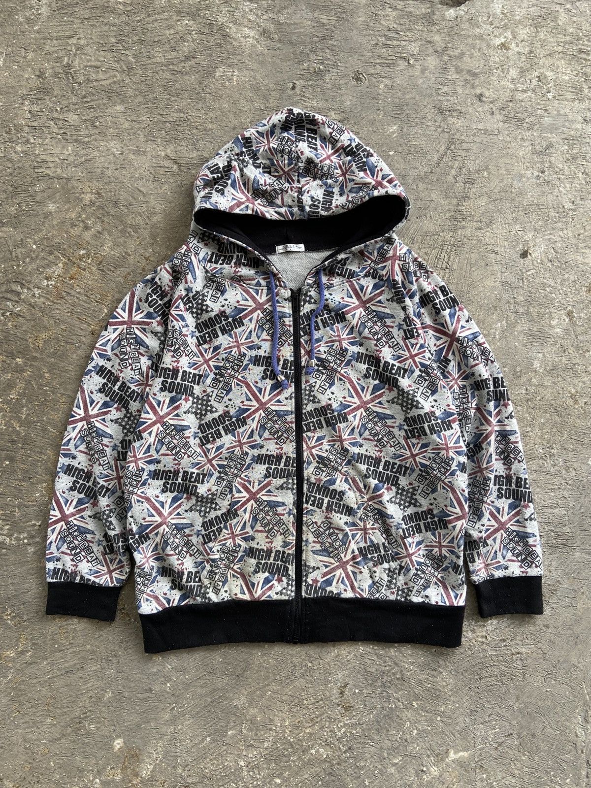 Hysteric Glamour 2000s Colza - Printed Flag AOP Zip Hoodie Size US L / EU 52-54 / 3 - 1 Thumbnail