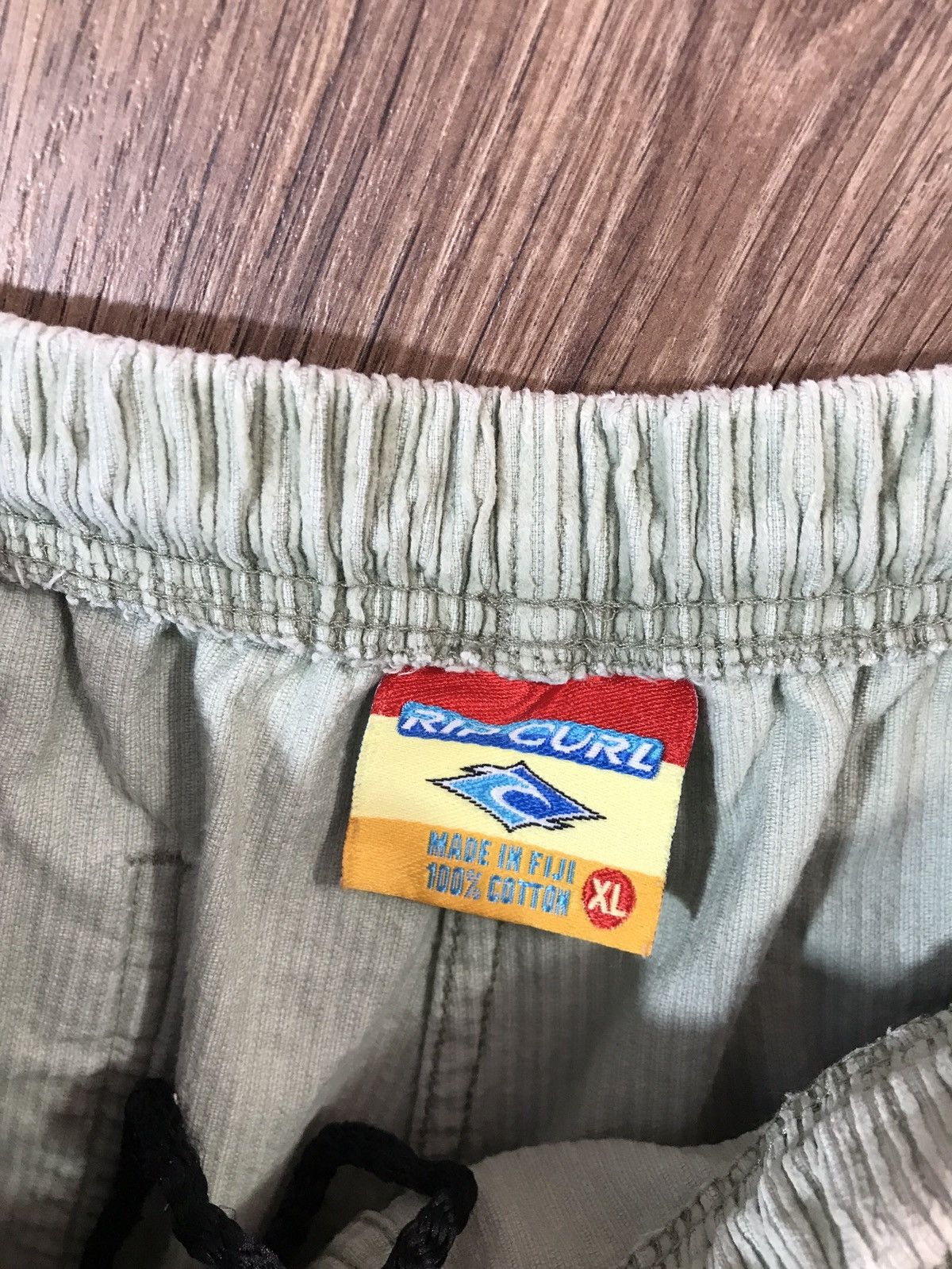 Rip Curl × Vintage Vintage Rip Curl velvet shorts size XL Size US 36 / EU 52 - 3 Thumbnail