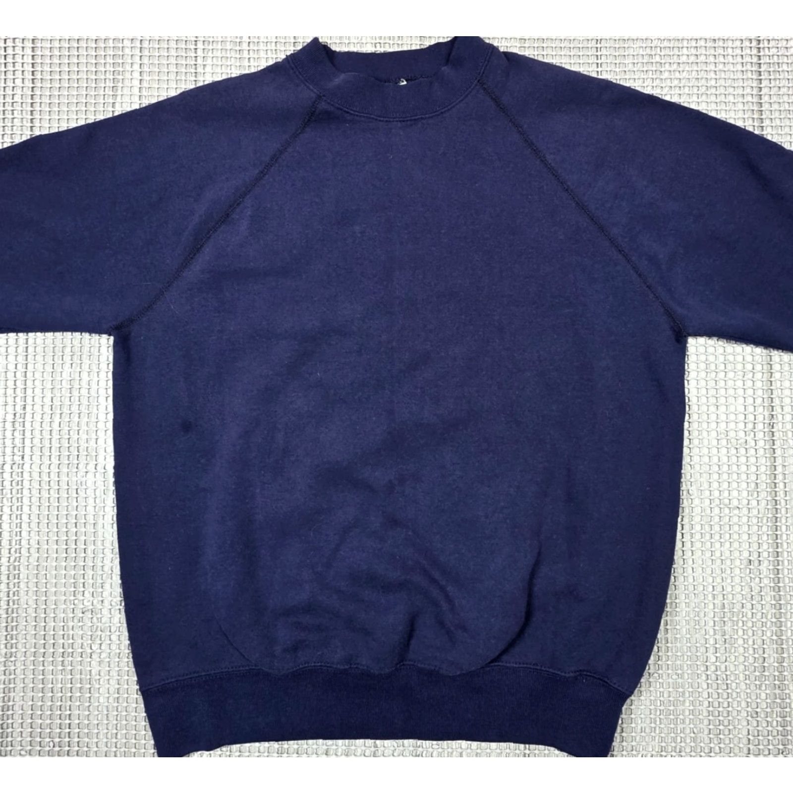 Vintage VTG Santee Sweatshirt Mens Long Sleeve XL Blue Ragland Crewneck USA Sweatshirt Pullover 90s Retro Vintage Graphic Logo Heavyweight Striped? Size US XL / EU 56 / 4 - 5 Thumbnail