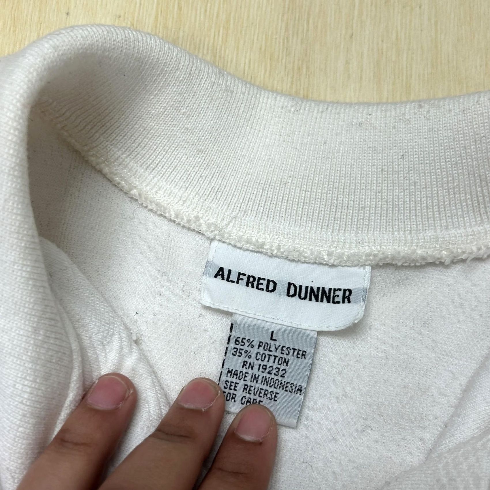 Vintage Alfred Dunner Polo Shirt Womens Large White Textured Knit Short Sleeve Vintage Size L / US 10 / IT 46 - 4 Thumbnail