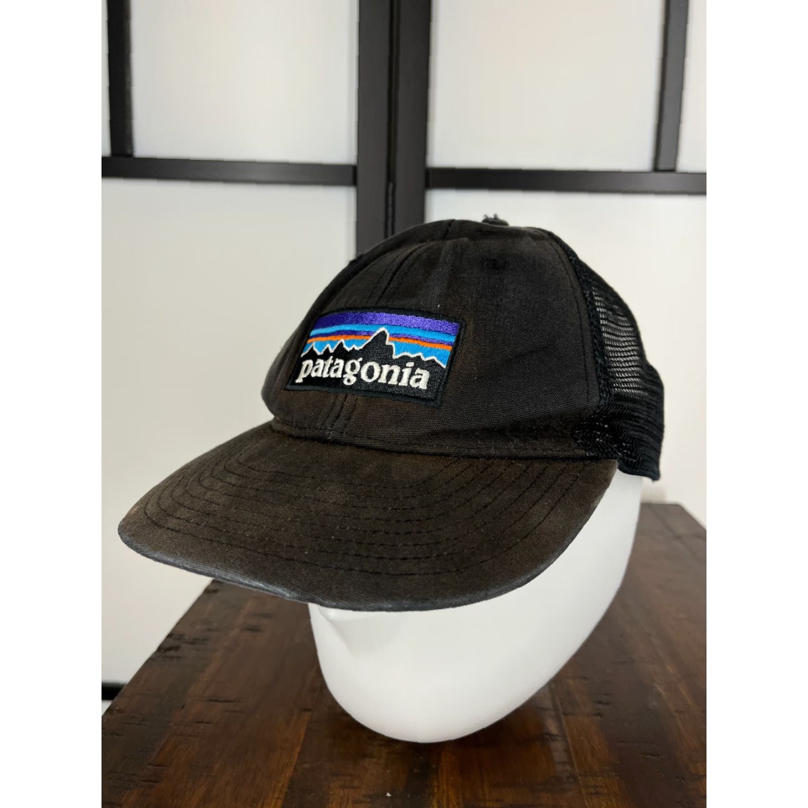 Patagonia Patagonia Hat Cap Snap Back Adult One Size Black Fitz Roy Embroider Trucker READ Size ONE SIZE - 4 Thumbnail