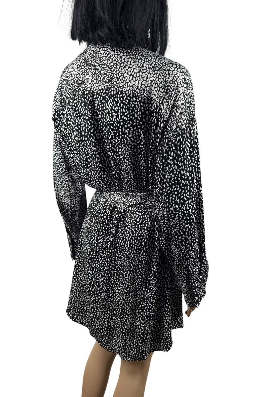 Alice + Olivia Alice + Olivia Cupro Shirt Dress Wrap Dress Belted size S Size S / US 4 / IT 40 - 9 Thumbnail