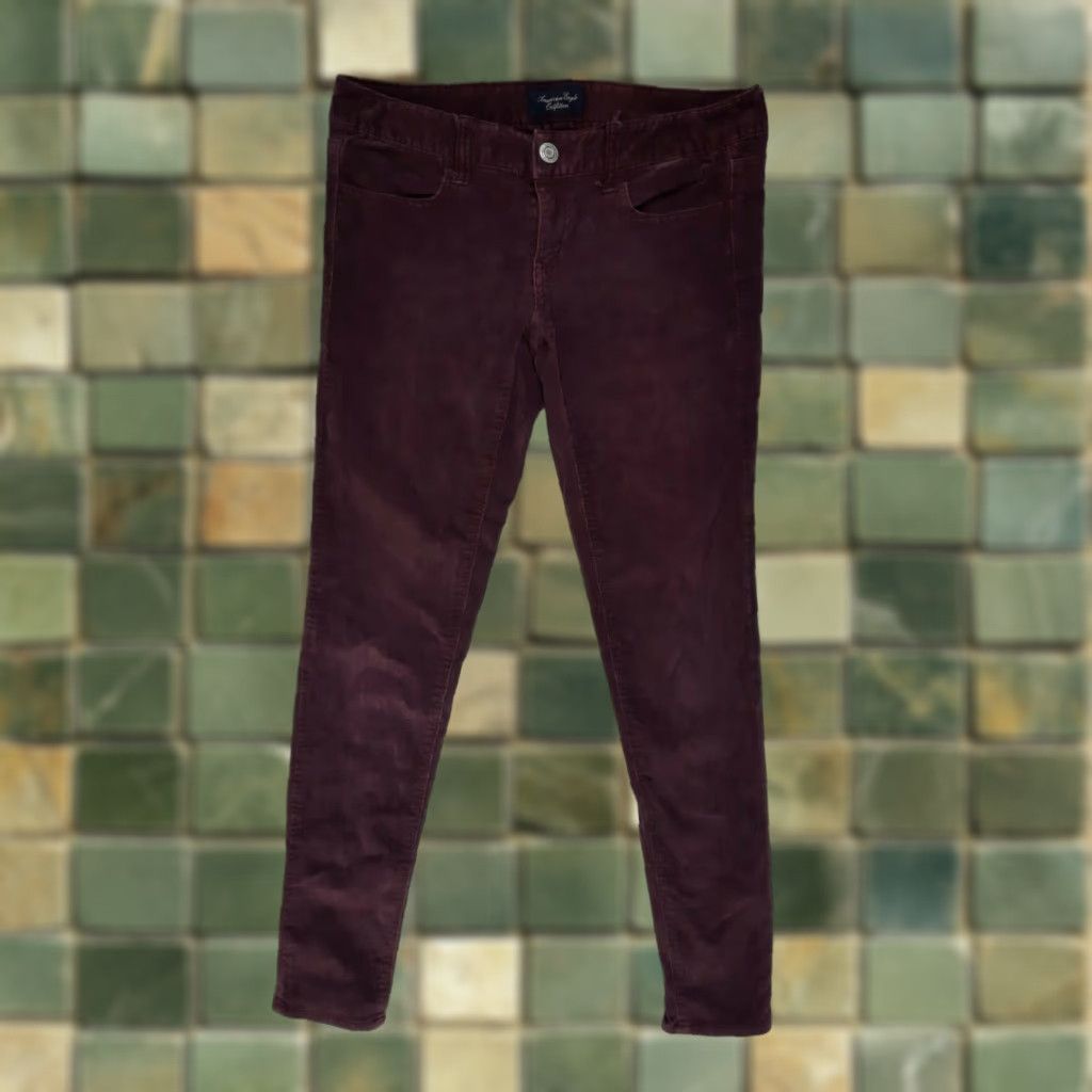 American Eagle Outfitters VINTAGE? No. (Note: The item is not vintage.) Size 27" / US 4 / IT 40 - 1 Thumbnail