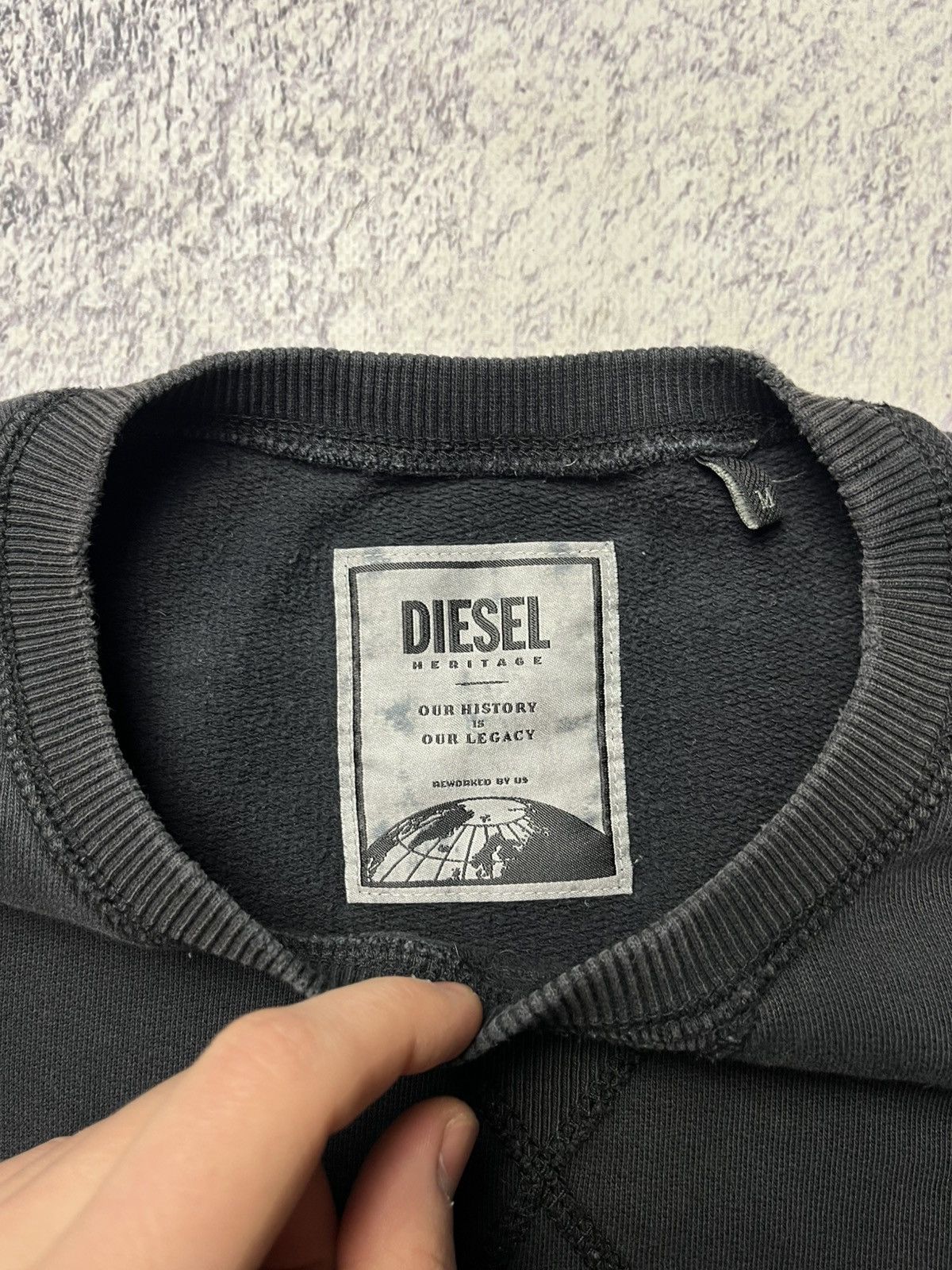 Other Vintage Diesel Distressed Big Ligo Sweatshirt Y2K Size US M / EU 48-50 / 2 - 10 Thumbnail