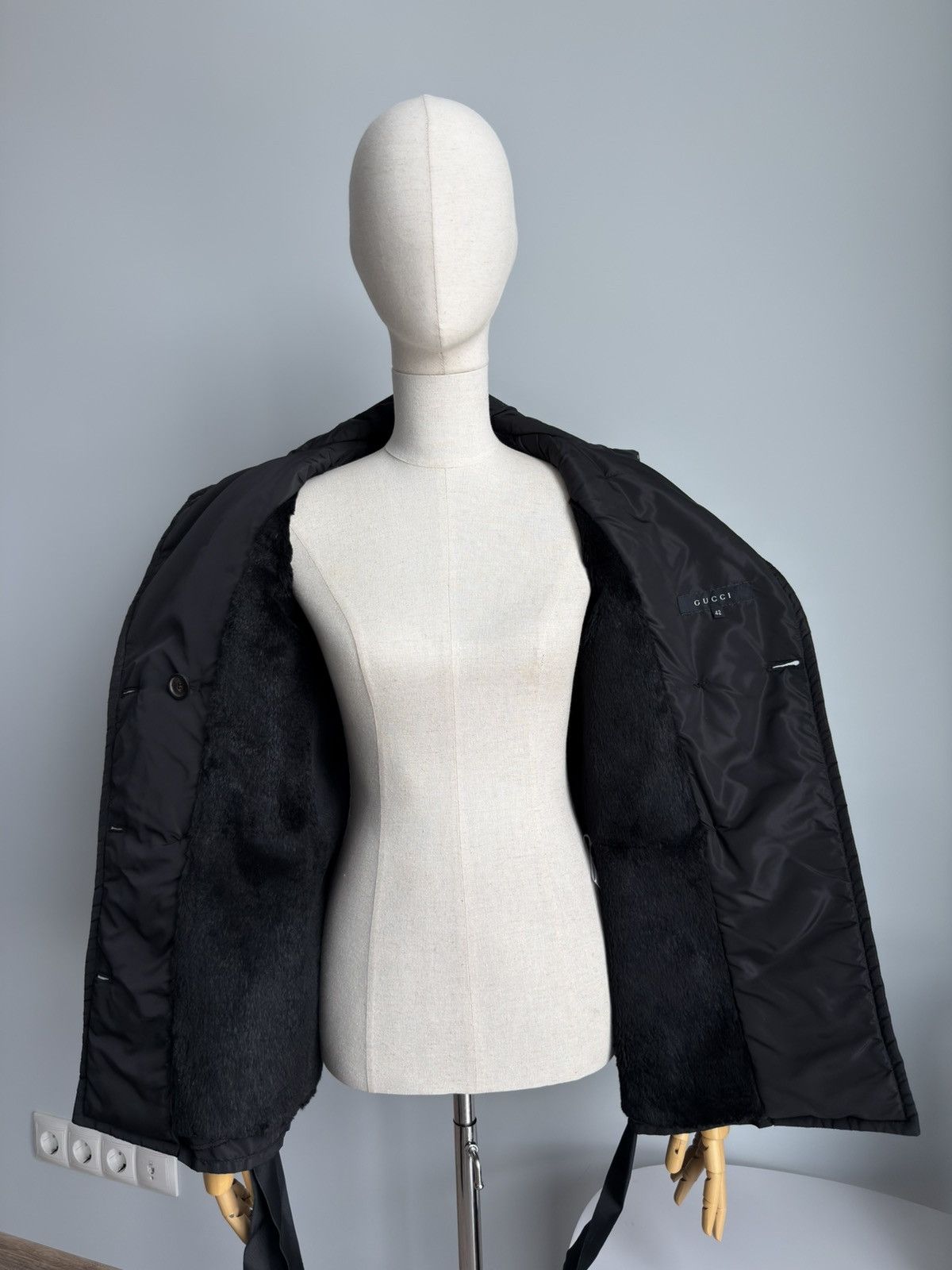 Gucci GUCCI By Tom Ford Era FW 2001 Fur Rabbit Coat Belted Size M / US 6-8 / IT 42-44 - 13 Thumbnail