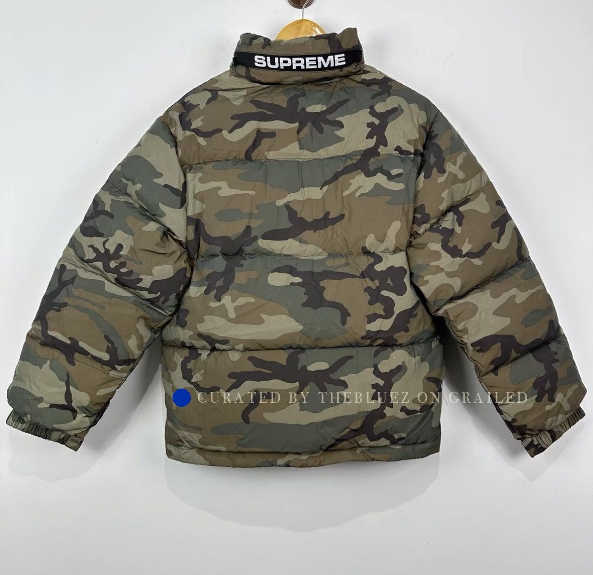 Supreme Snow Camouflage Down Jacket in Green Size US S / EU 44-46 / 1 - 1 Thumbnail