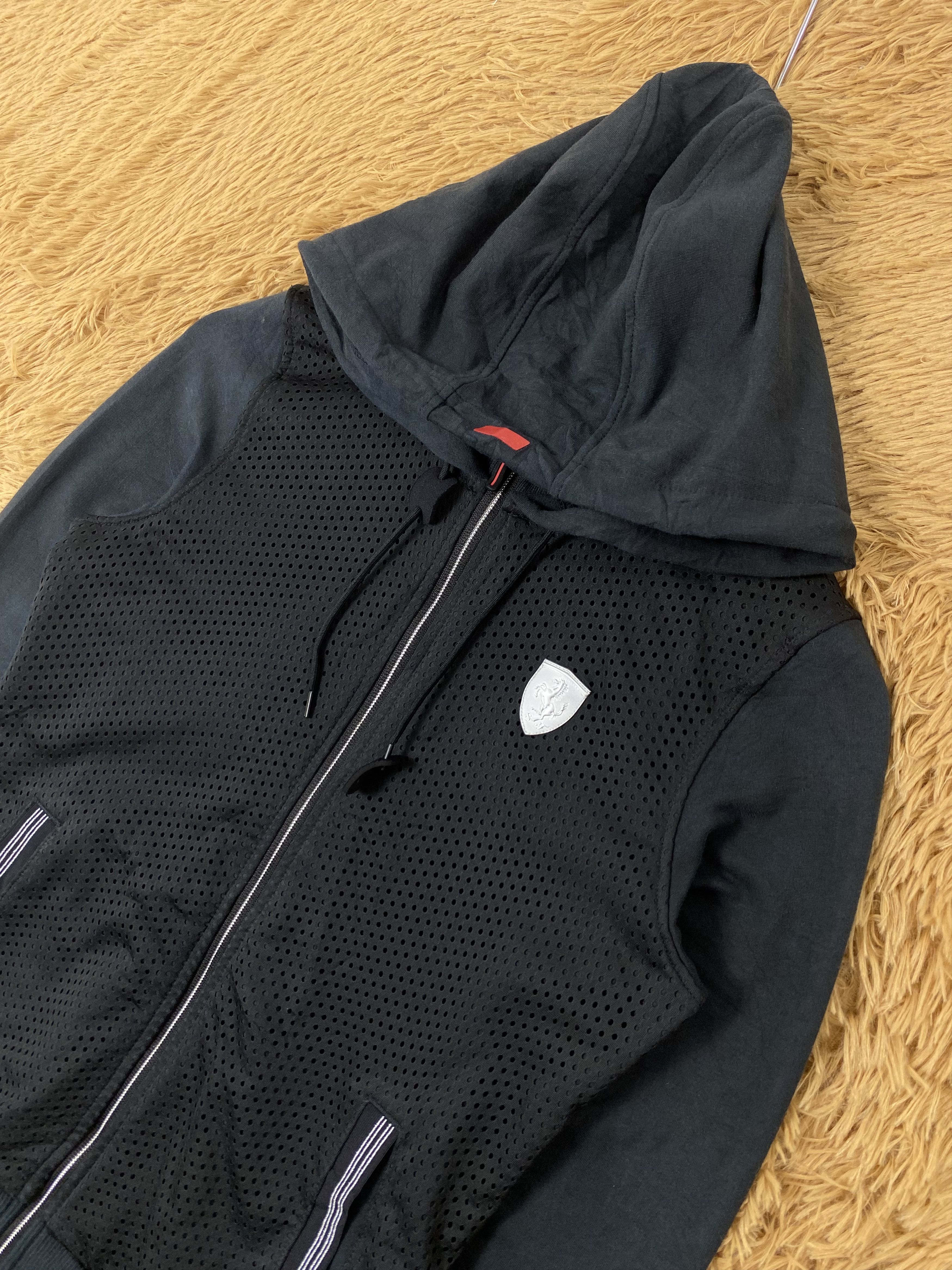 Ferrari × Puma Vintage Puma X Ferrari Hoodie Sweaters PS0170 Size US S / EU 44-46 / 1 - 2 Thumbnail