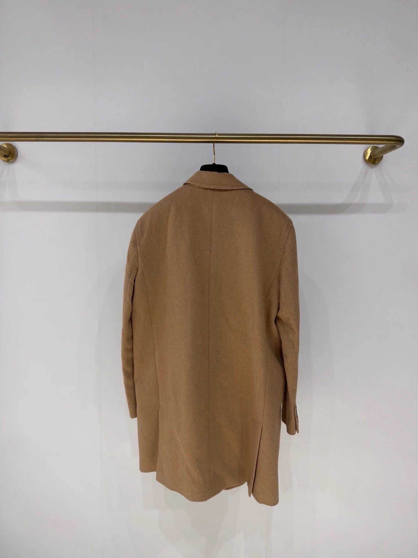 Max Mara MaxMara Olimpia camel double-breasted mid blazer Size L / US 10 / IT 46 - 6 Thumbnail