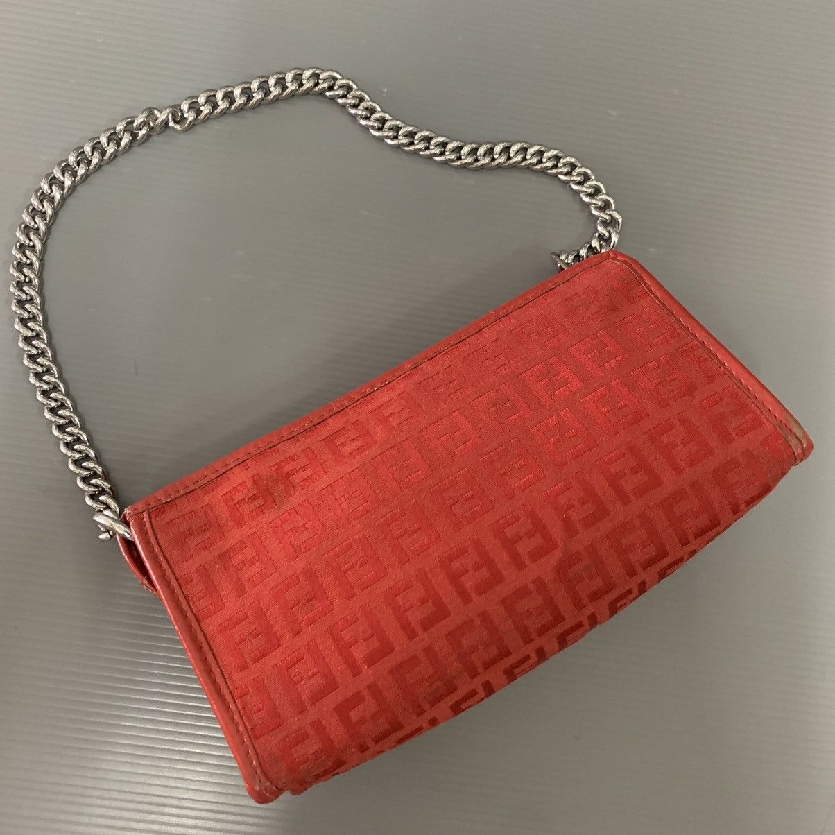 Fendi Fendi Small Chain Pochette Clutch Bag Size ONE SIZE - 9 Thumbnail