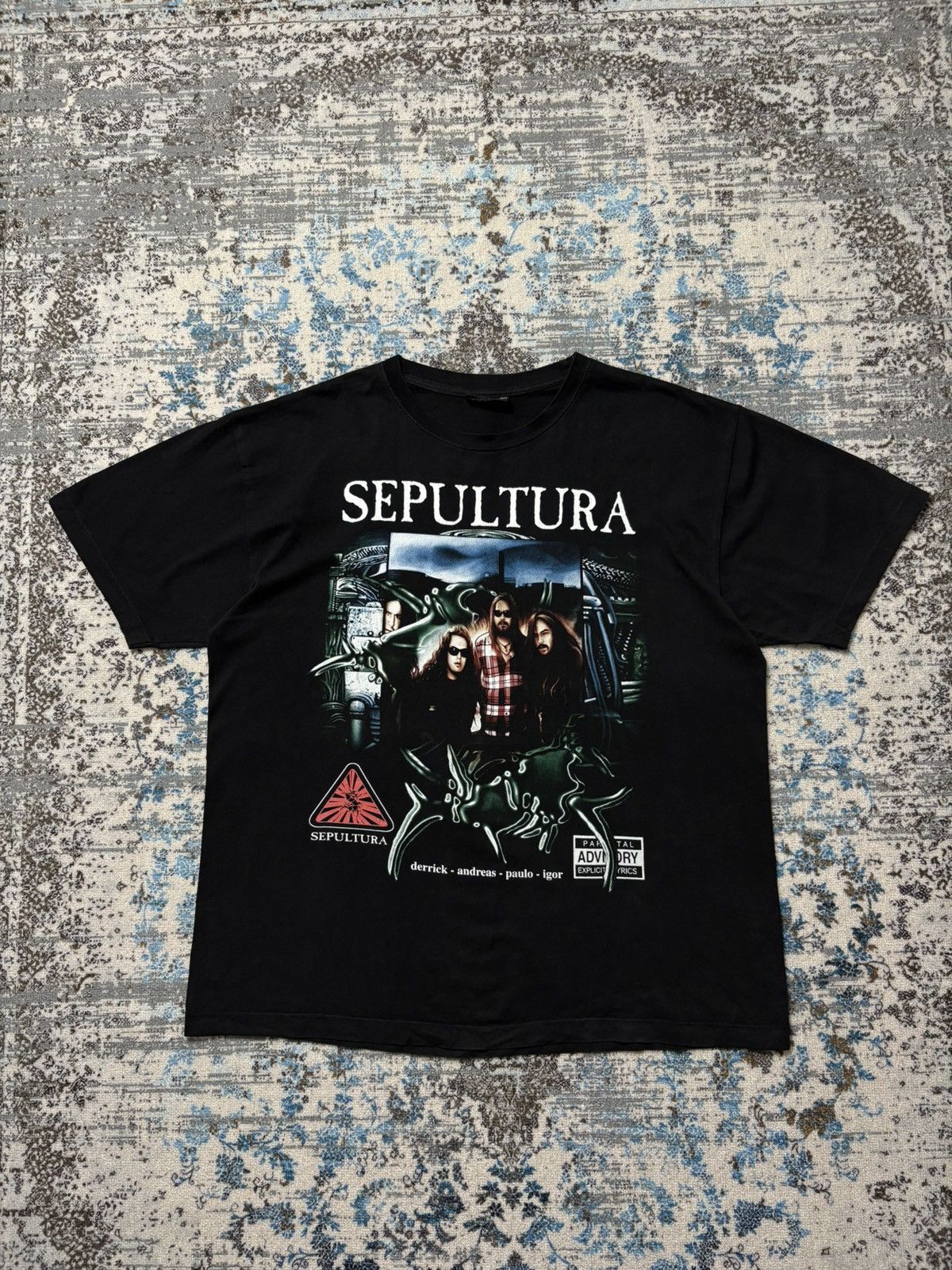 Band Tees Sepultura rock tee vintage Size US XL / EU 56 / 4 - 2 Thumbnail