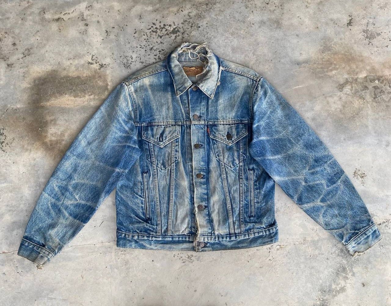 Levi's A BEAUTY PIECES LEVIS VINTAGE CRAZY FADED DISTRESSED DENIM Size US M / EU 48-50 / 2 - 1 Thumbnail