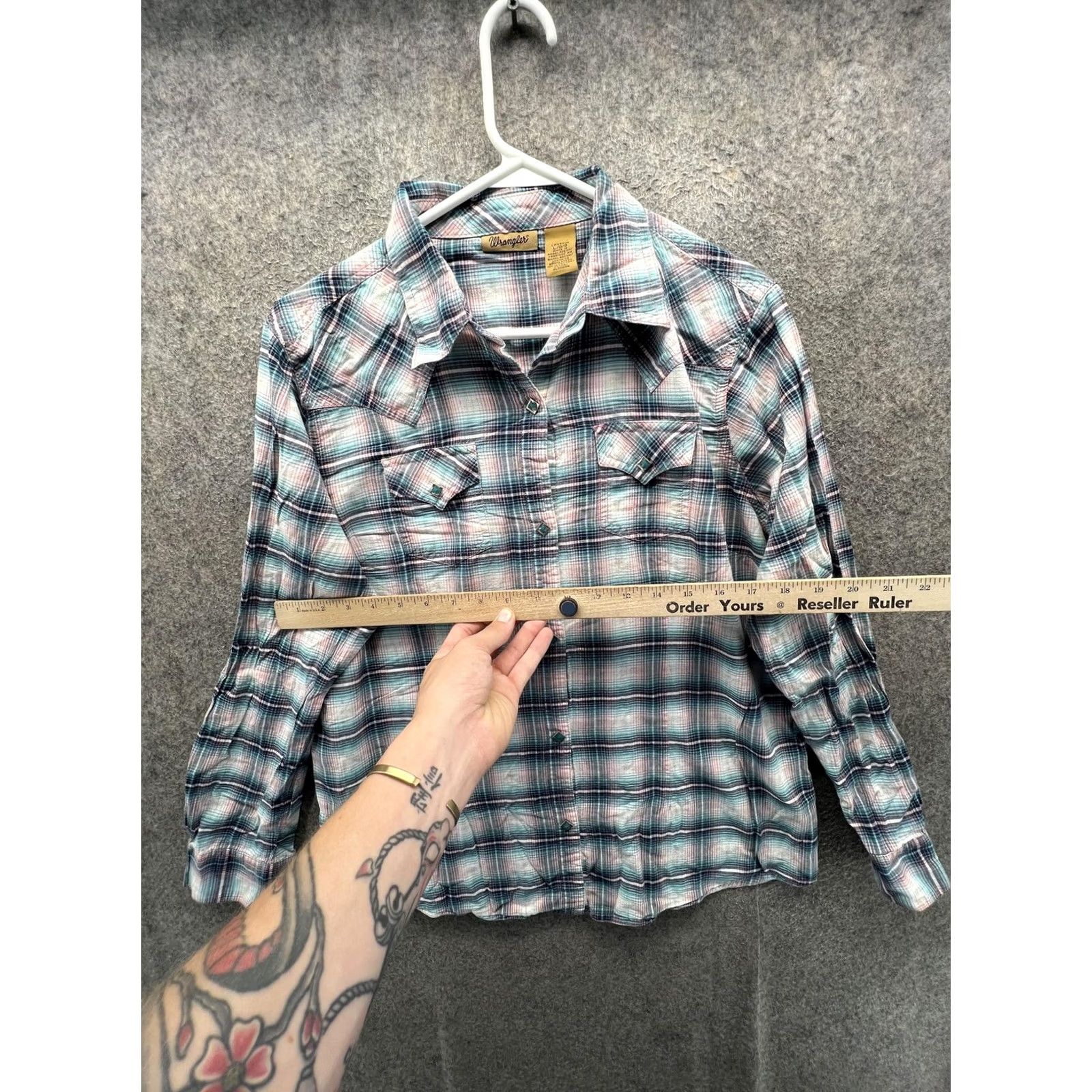 Wrangler Wrangler Shirt Womens Large Blue Plaid Button Front Long Sleeve Western Top Vintage Western Casual Womens L Plaid Blues Size L / US 10 / IT 46 - 3 Thumbnail