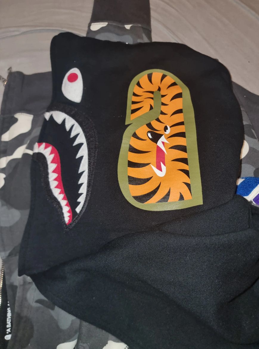 Bape BAPE City Camo Shark Wide Full Zip Double Hoodie Size US M / EU 48-50 / 2 - 6 Thumbnail