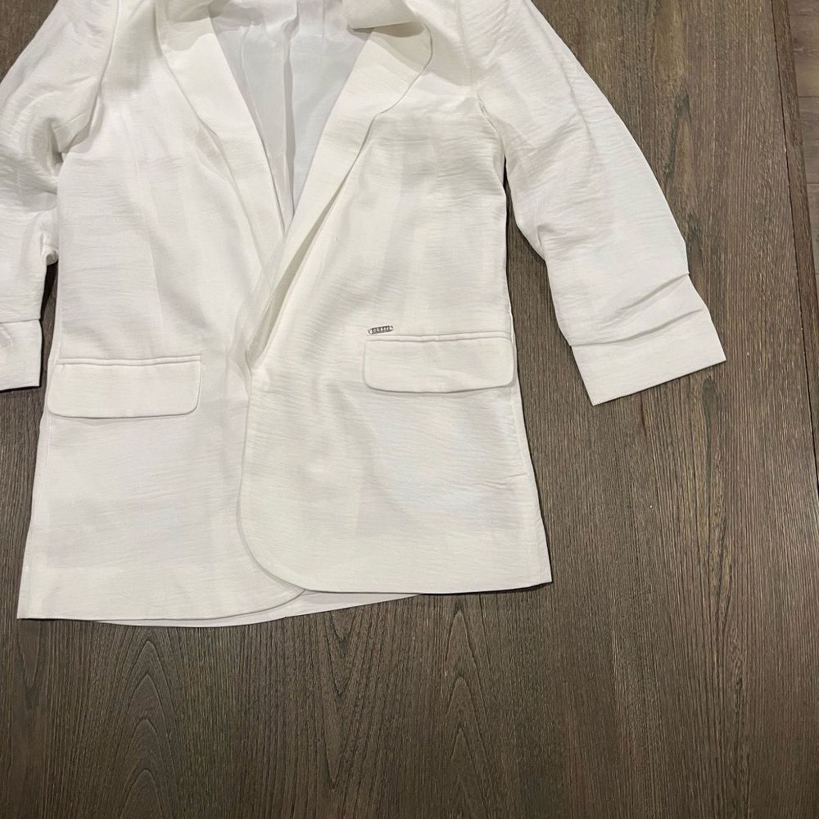Guess NWOT Guess Womens White Long Line Blazer Jacket Size XS Size XS / US 0-2 / IT 36-38 - 2 Thumbnail