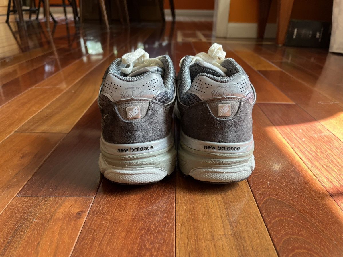 Kith × New Balance × Ronnie Fieg New Balance 990 v3 kith tornado grey Size US 10 / EU 43 - 5 Thumbnail