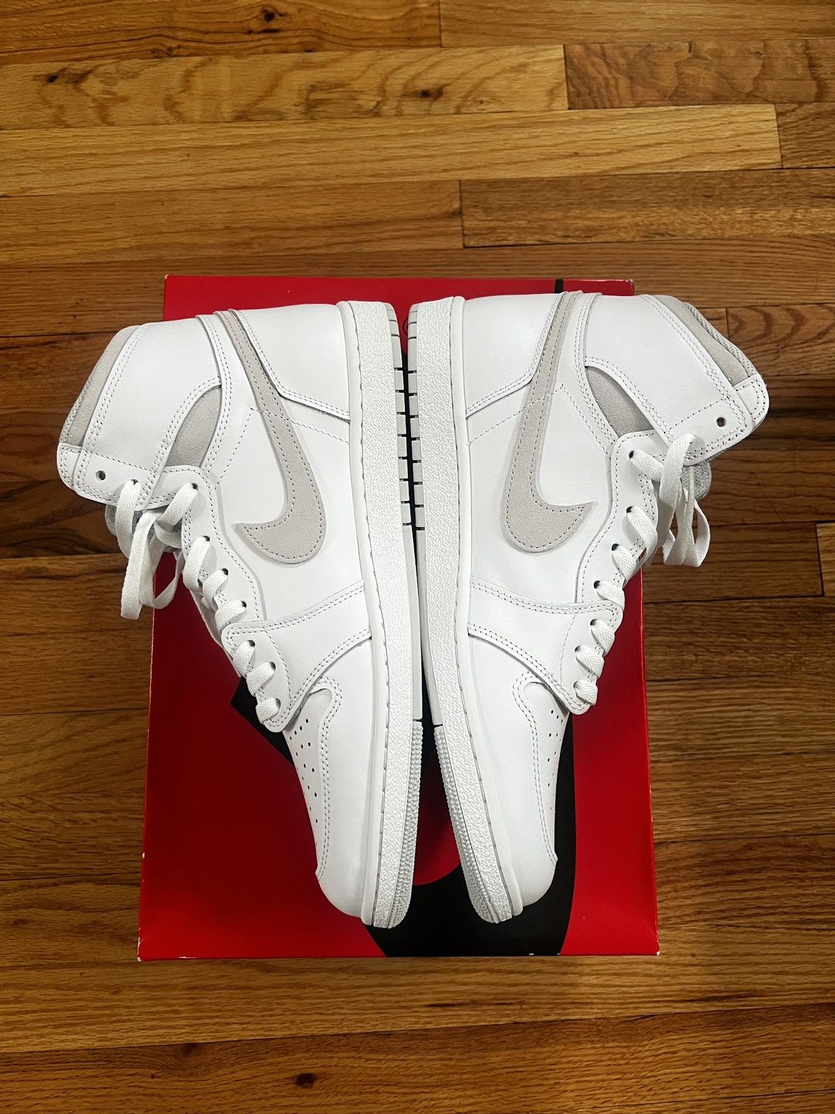 Jordan Brand JORDAN 1 RETRO HIGH '85 OG 'NEUTRAL GREY' Size US 13 / EU 46 - 5 Thumbnail