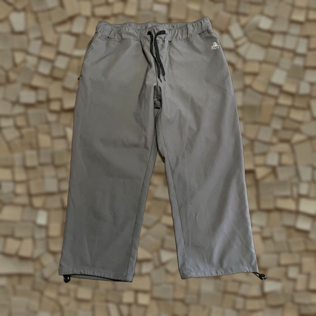 Vintage Legendary Whitetails Pants Women's M Gray Capri Tie Waist Elastic Inseam 20 in Solid Casual Size 32" / US 10 / IT 46 - 1 Thumbnail