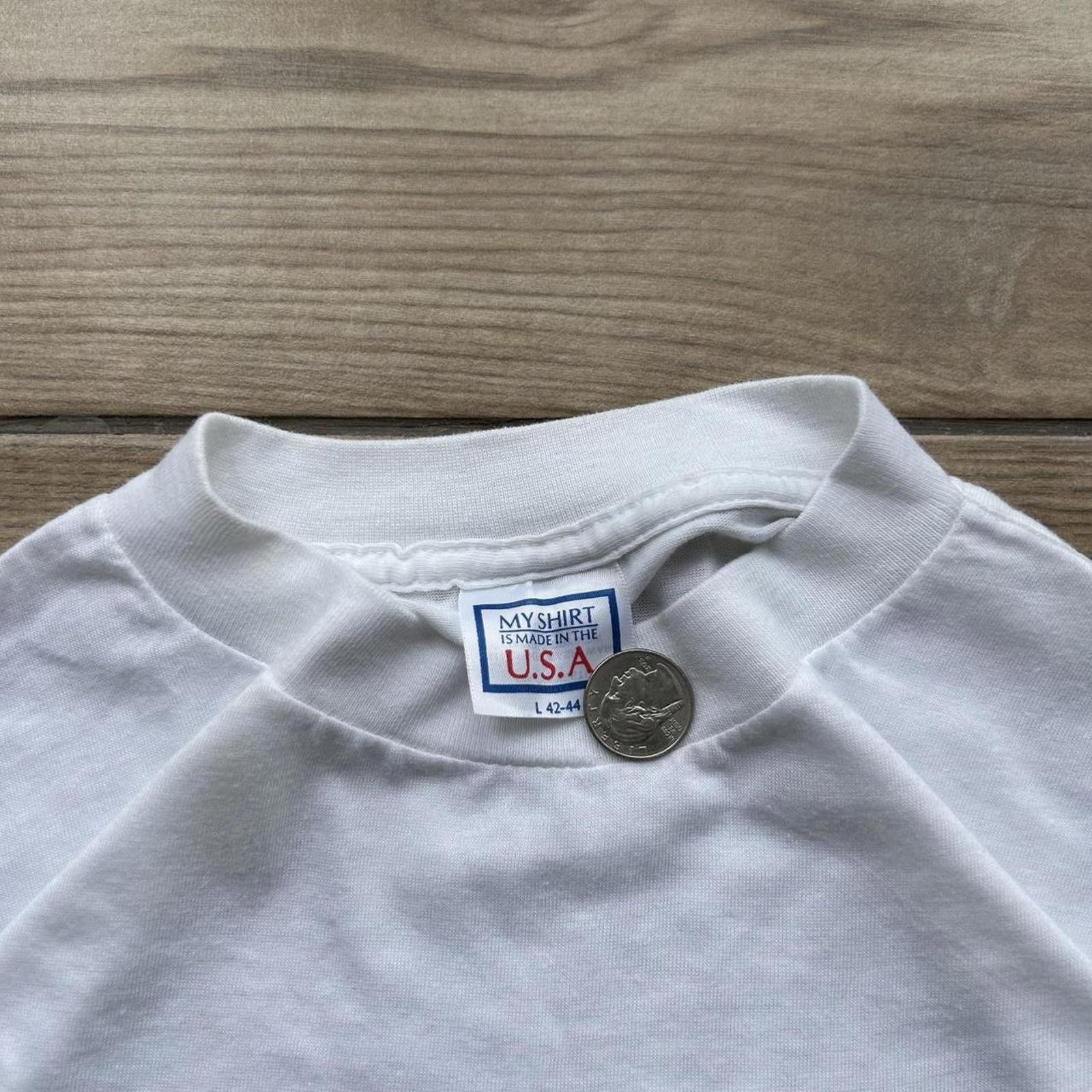 Designer Vintage 1991 Shrinking Dollar By Magic Single Stitch T-Shirt Size US M / EU 48-50 / 2 - 5 Thumbnail