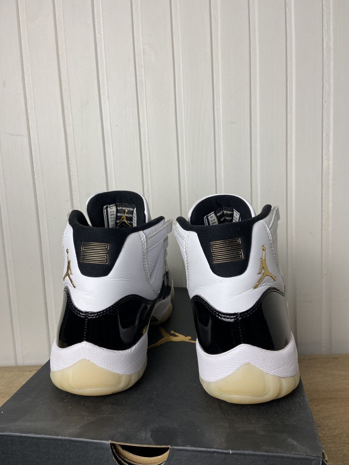 Jordan Brand Used Jordan 11 Retro Gratitude Authentic Size 8US Size US 8 / EU 41 - 6 Thumbnail