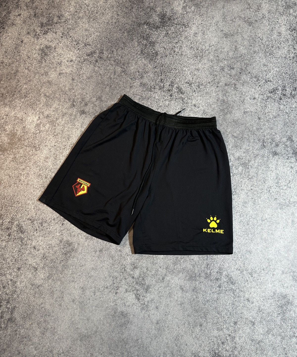 Other Kelme Watford Soccer Shorts Streetwear Rare Casual M England Size US 32 / EU 48 - 1 Thumbnail