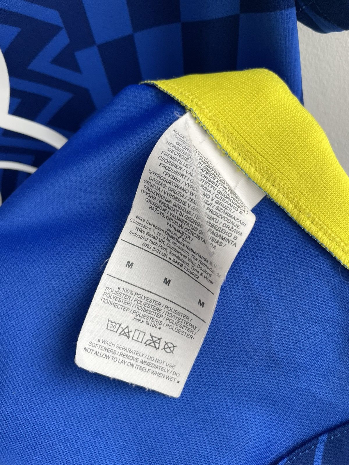 Nike Chelsea 2021 2022 Home Football Shirt Soccer Jersey Nike Size US L / EU 52-54 / 3 - 9 Thumbnail