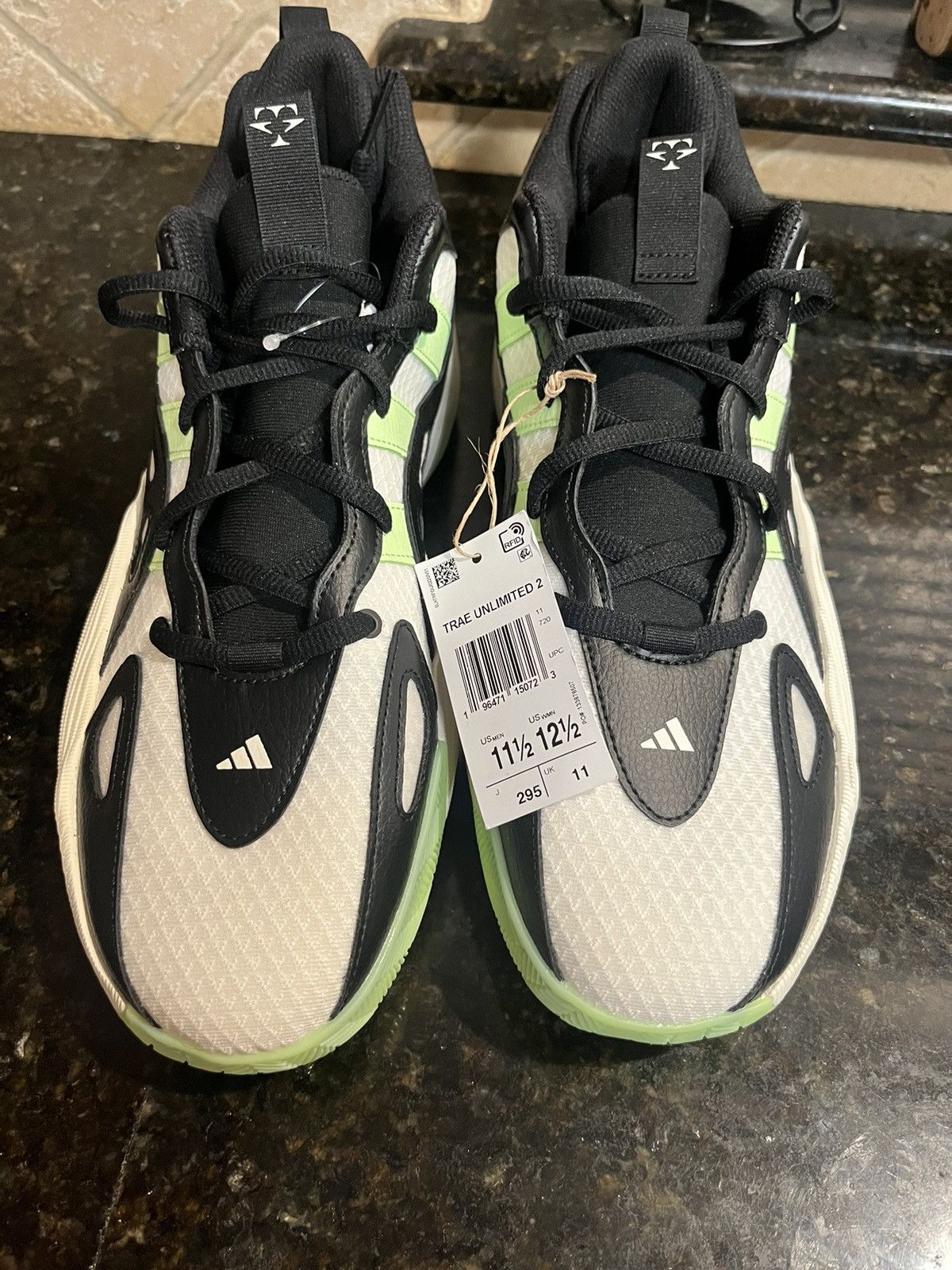 Adidas Adidas Trae Unlimited 2 Size US 11.5 / EU 44-45 - 2 Thumbnail