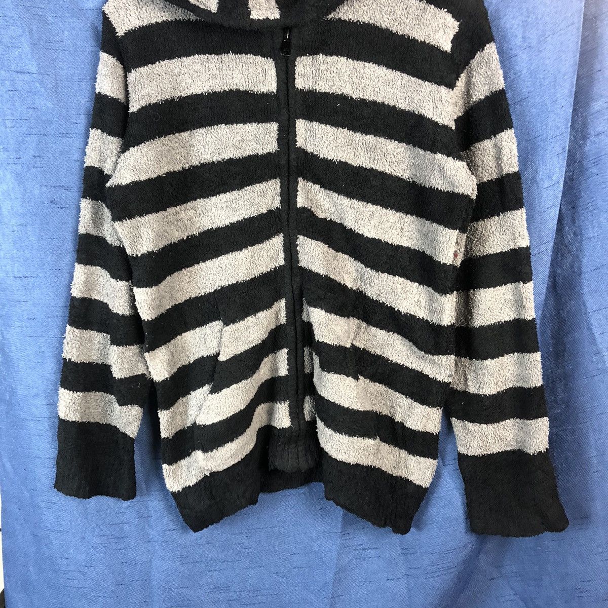 OVER THE STRiPES × Uniqlo Vintage Uniqlo Stripe Black Grey Hoodie #846 Size US M / EU 48-50 / 2 - 3 Thumbnail