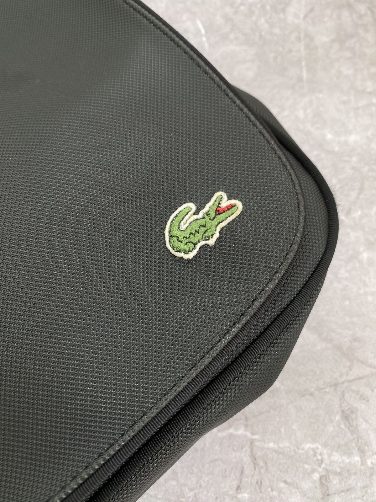 Lacoste Vintage Y2K Lacoste Crossbody Messenger Bag Adjustable Strap Size ONE SIZE - 5 Thumbnail