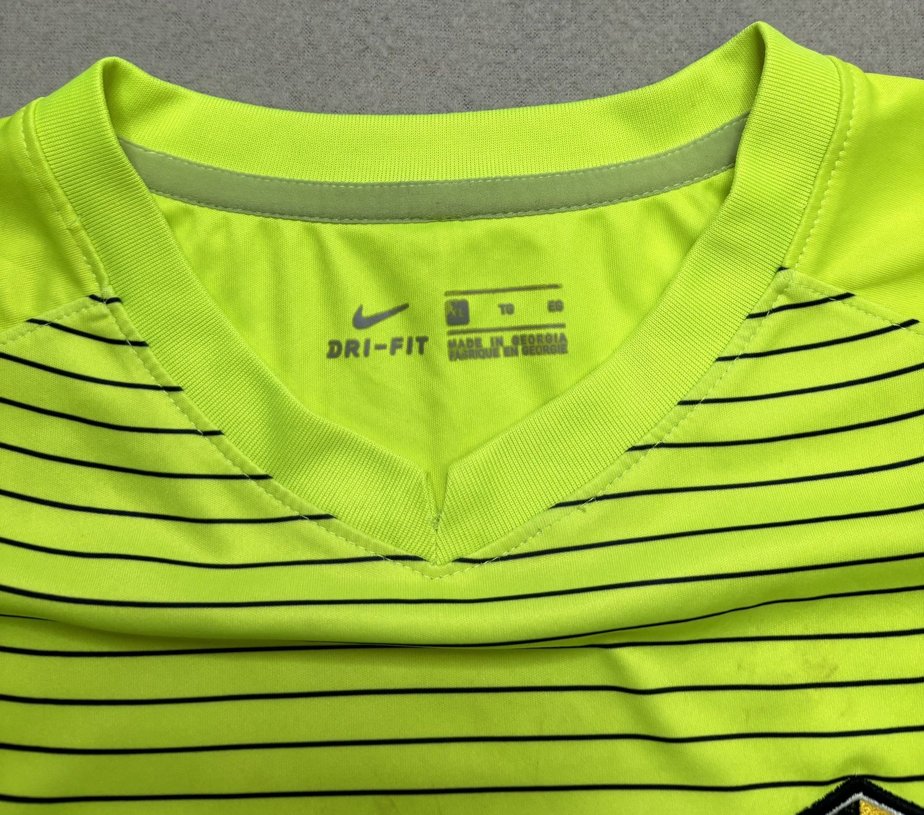 Nike Ashton 88 FC #28 Nike Football Jersey Size XL Size US XL / EU 56 / 4 - 19 Thumbnail