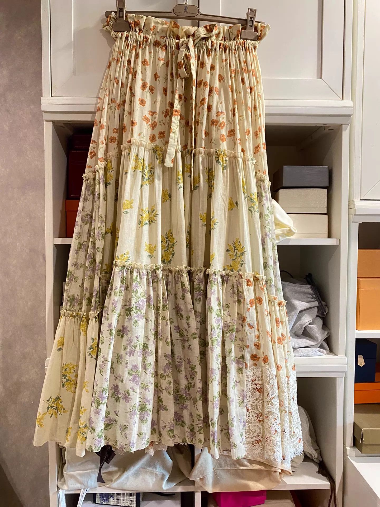 Dior Dior French Country Floral Skirt EU36 Worn Once Size 26" / US 2 / IT 38 - 1 Thumbnail