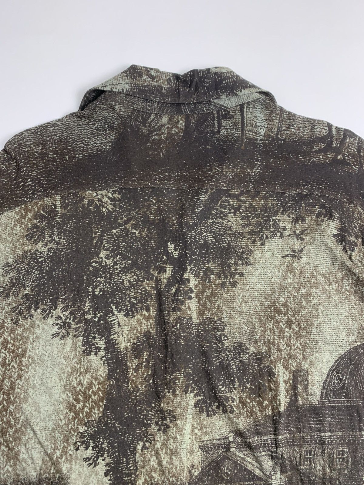Custo Barcelona Custo Barcelona Art Print Button-Up Shirt Size M / US 6-8 / IT 42-44 - 12 Thumbnail