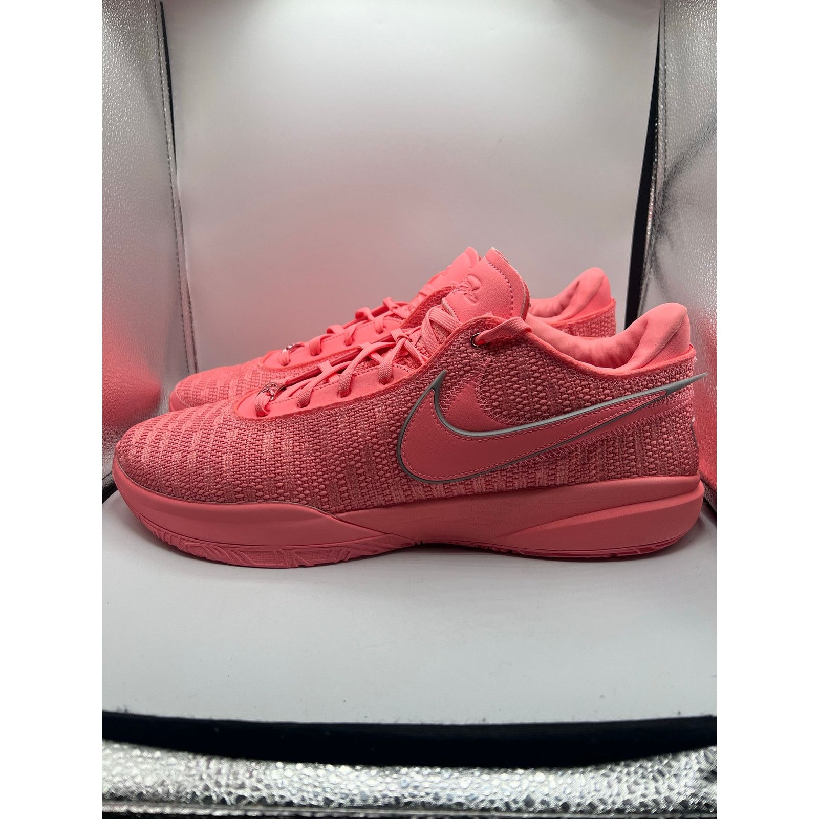 Nike Nike LeBron 20 “Pink Diamond” size 16 men’s Size US 15 / EU 48 - 1 Thumbnail