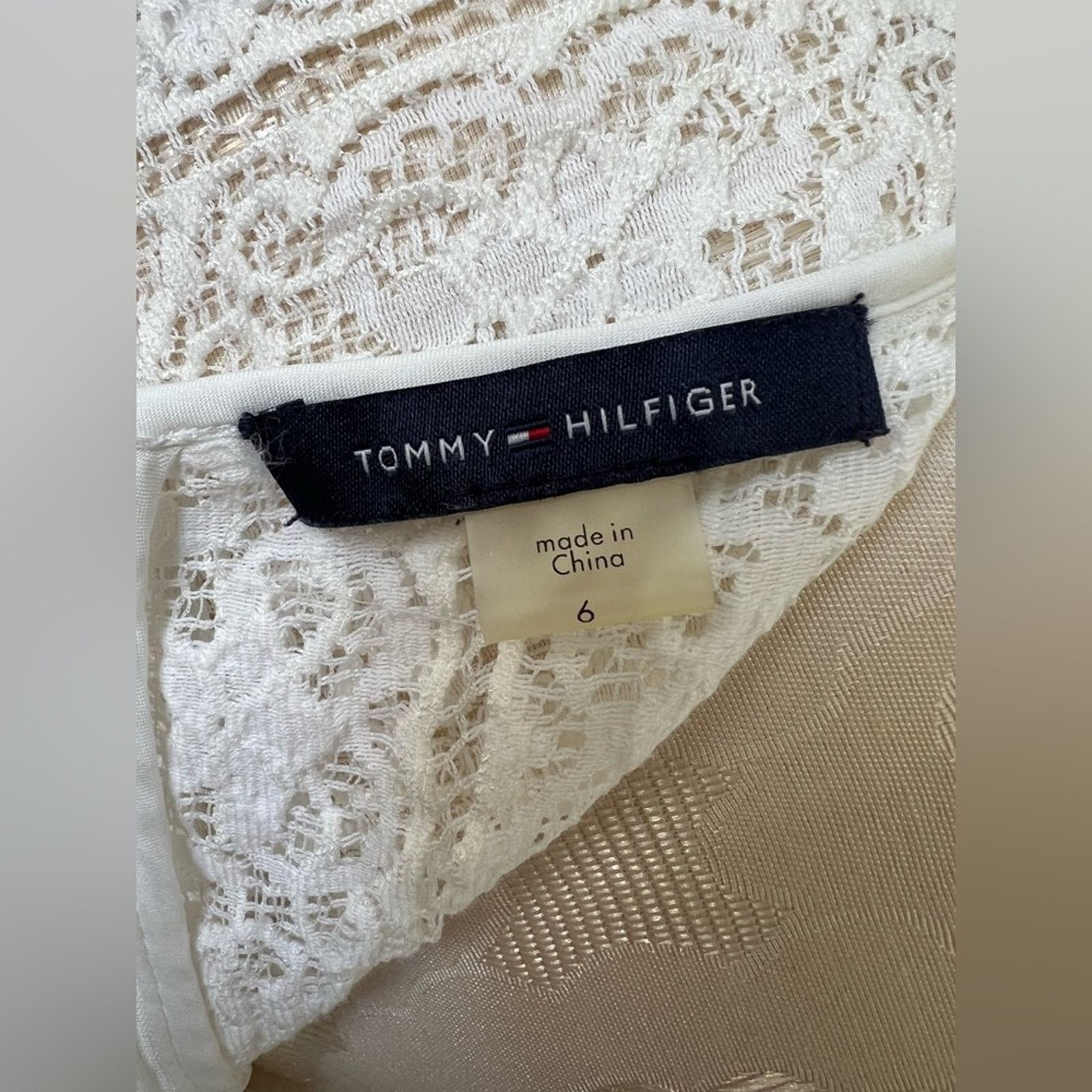 Tommy Hilfiger Tommy Hilfiger Sleeveless Elegant Lace Dress Size 6 Size M / US 6-8 / IT 42-44 - 7 Thumbnail